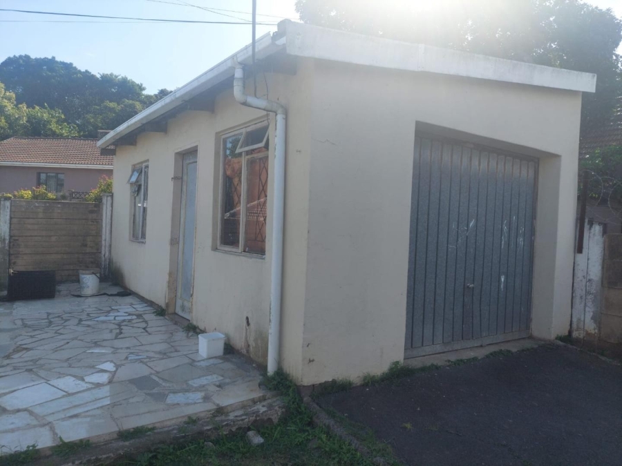 4 Bedroom Property for Sale in Montclair KwaZulu-Natal