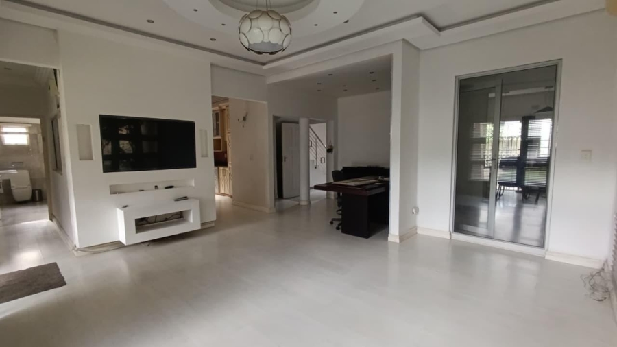 8 Bedroom Property for Sale in Cato Manor KwaZulu-Natal