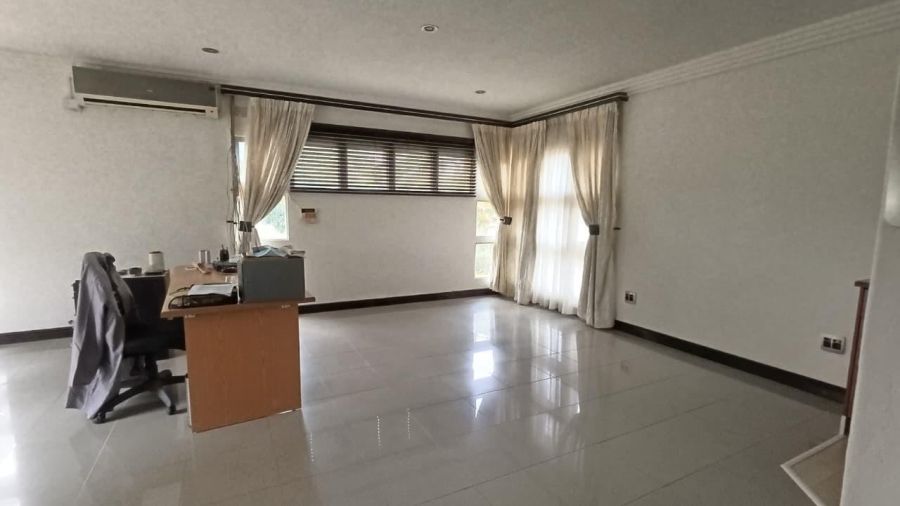 8 Bedroom Property for Sale in Cato Manor KwaZulu-Natal