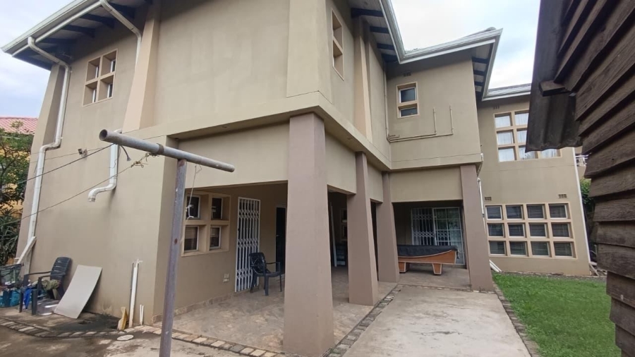 8 Bedroom Property for Sale in Cato Manor KwaZulu-Natal