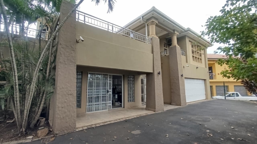 8 Bedroom Property for Sale in Cato Manor KwaZulu-Natal