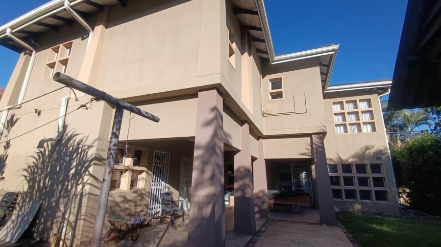 8 Bedroom Property for Sale in Cato Manor KwaZulu-Natal