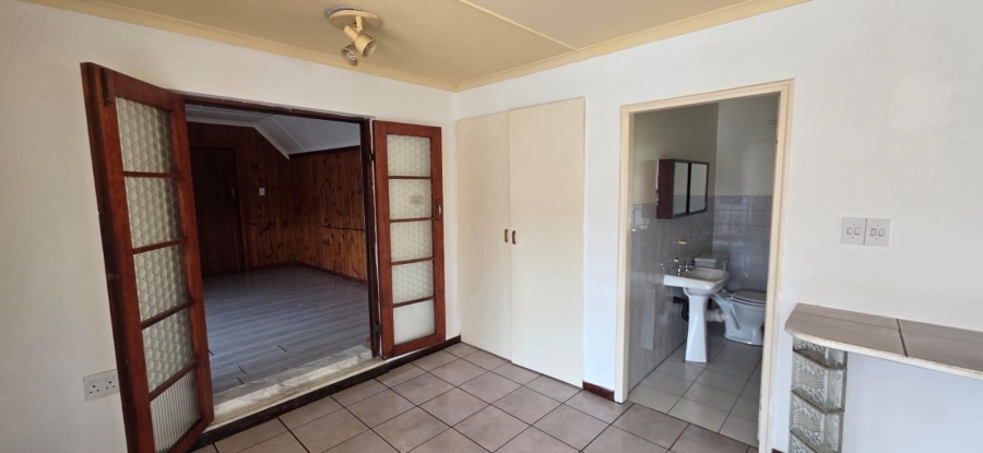 To Let 1 Bedroom Property for Rent in Bluff KwaZulu-Natal
