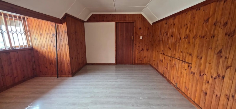 To Let 1 Bedroom Property for Rent in Bluff KwaZulu-Natal
