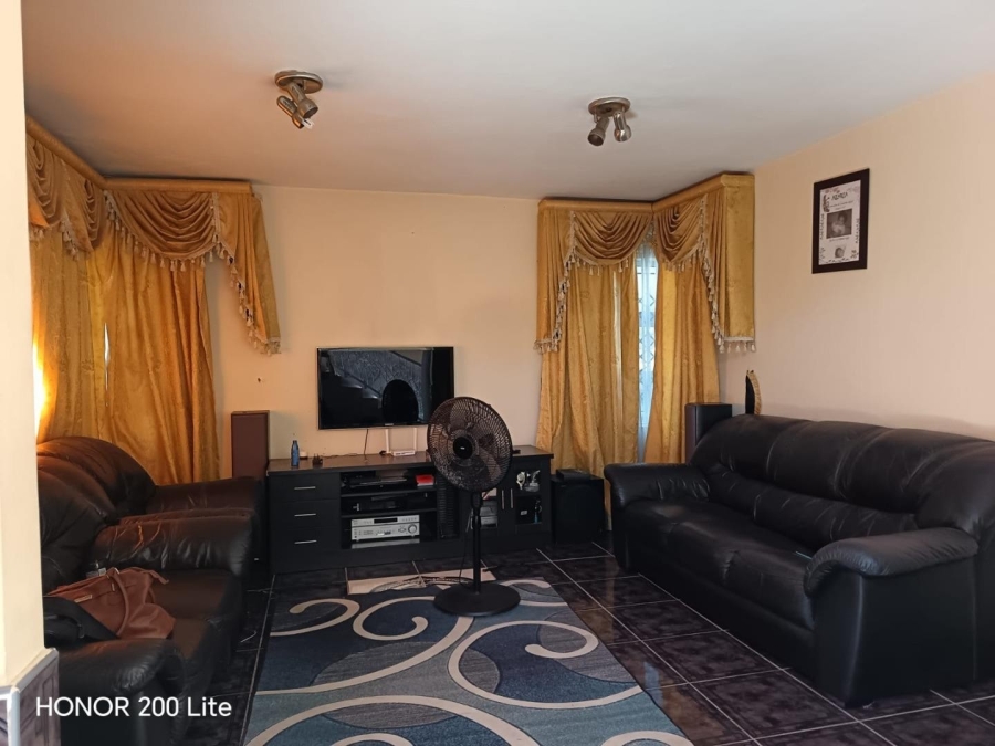 4 Bedroom Property for Sale in Bluff KwaZulu-Natal