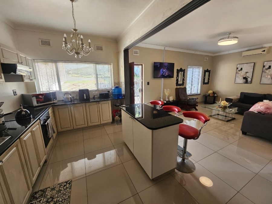 4 Bedroom Property for Sale in Bluff KwaZulu-Natal