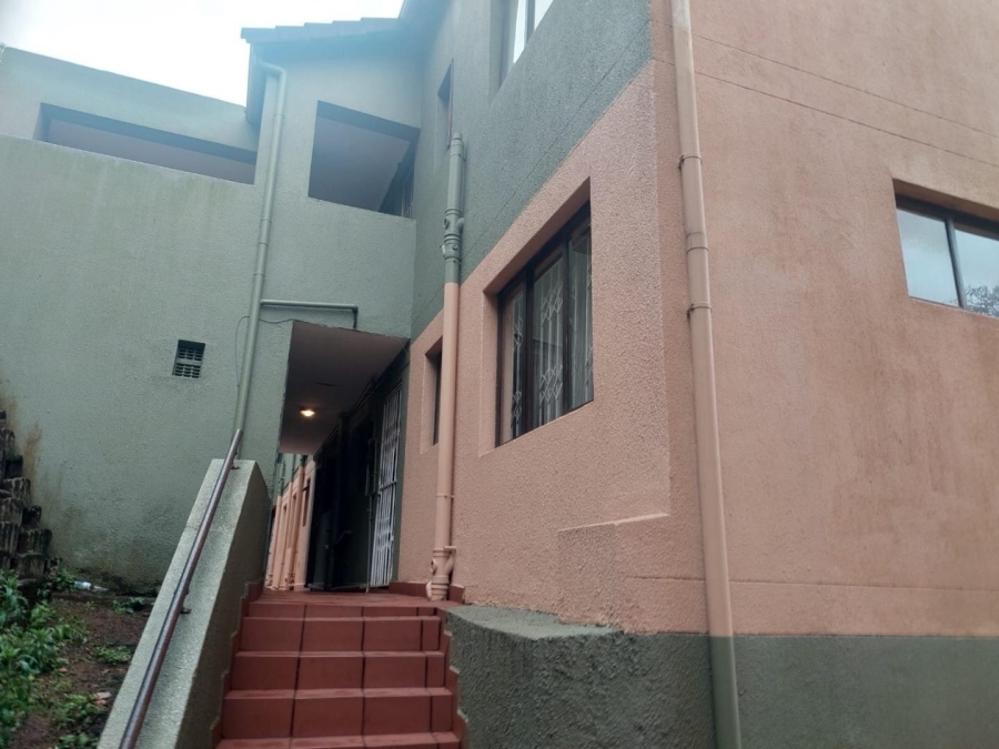 2 Bedroom Property for Sale in Montclair KwaZulu-Natal