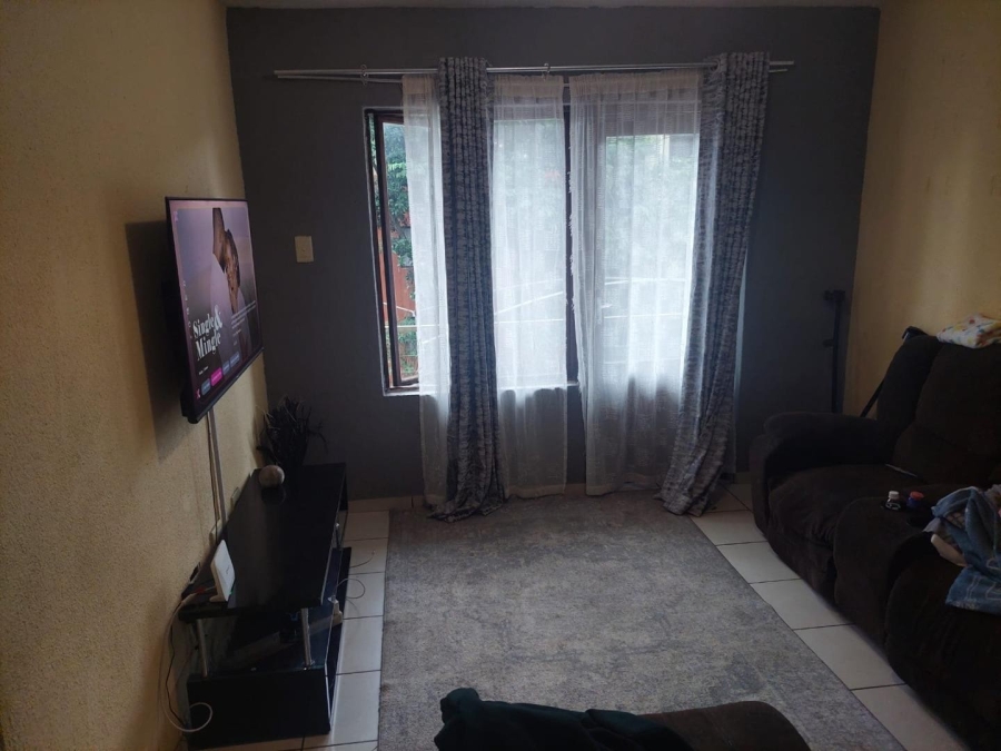 2 Bedroom Property for Sale in Montclair KwaZulu-Natal