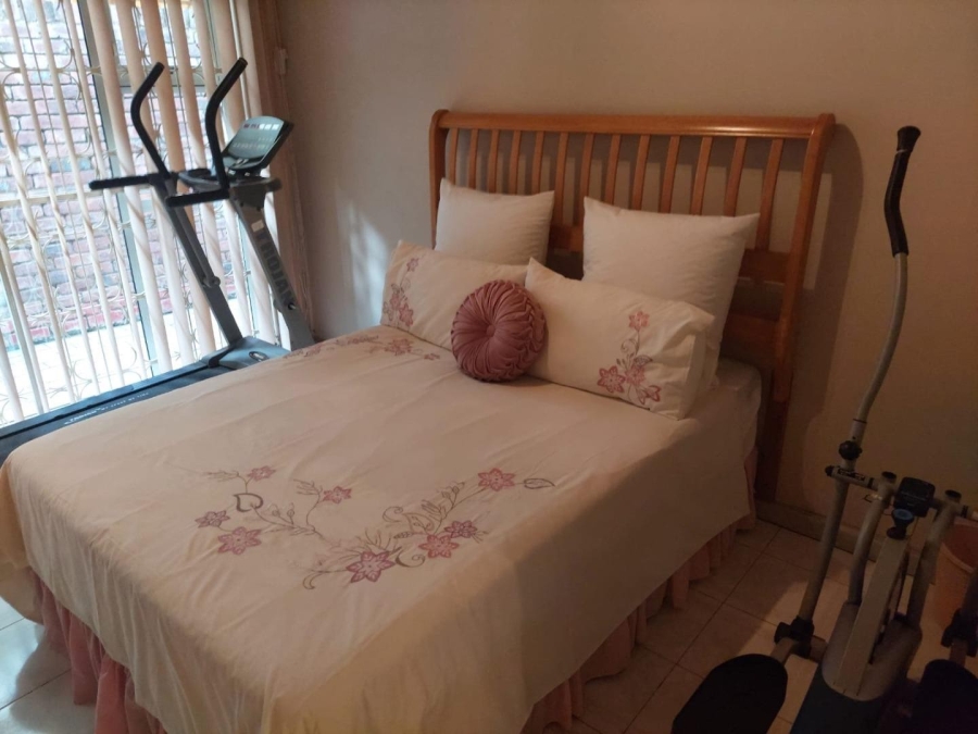 3 Bedroom Property for Sale in Silverglen KwaZulu-Natal