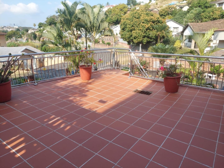 3 Bedroom Property for Sale in Silverglen KwaZulu-Natal