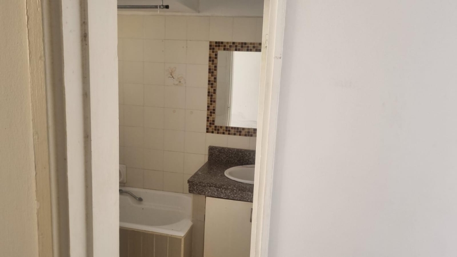 1 Bedroom Property for Sale in South Beach KwaZulu-Natal