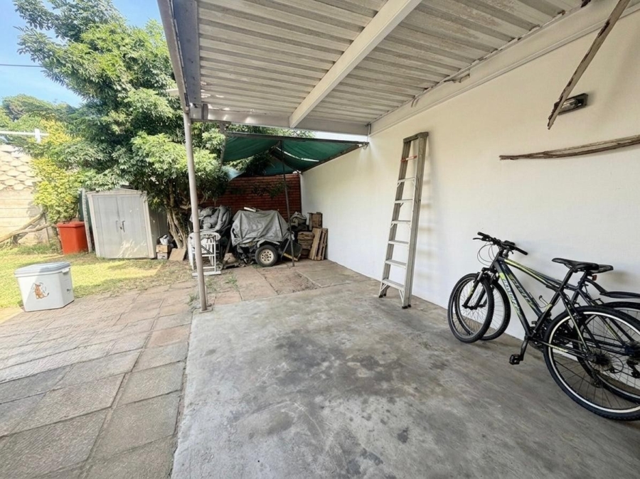 2 Bedroom Property for Sale in Bluff KwaZulu-Natal