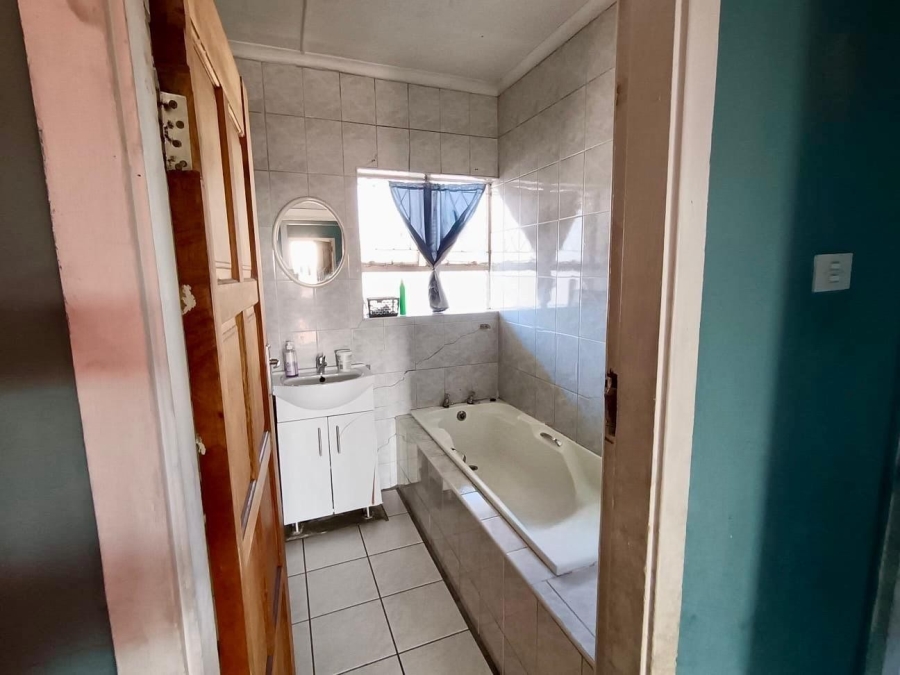 3 Bedroom Property for Sale in Sea View KwaZulu-Natal