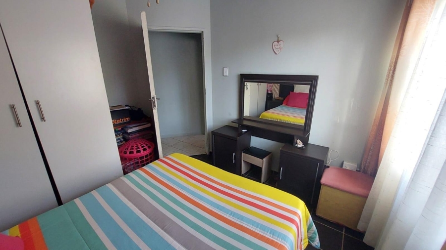 3 Bedroom Property for Sale in Montclair KwaZulu-Natal