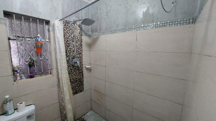 3 Bedroom Property for Sale in Montclair KwaZulu-Natal