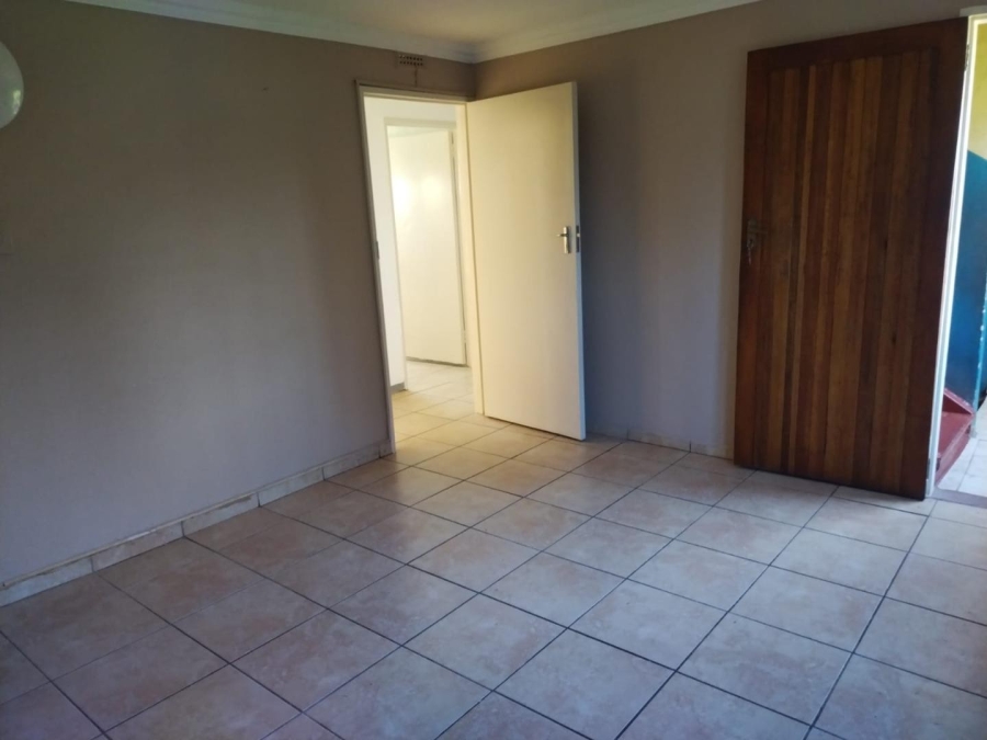 1 Bedroom Property for Sale in Bluff KwaZulu-Natal