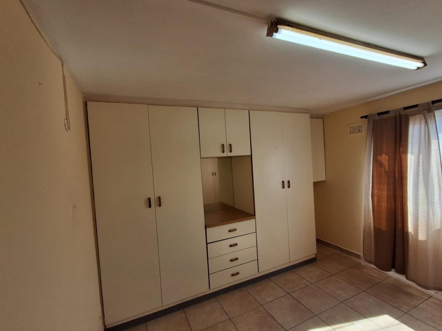 1 Bedroom Property for Sale in Bluff KwaZulu-Natal