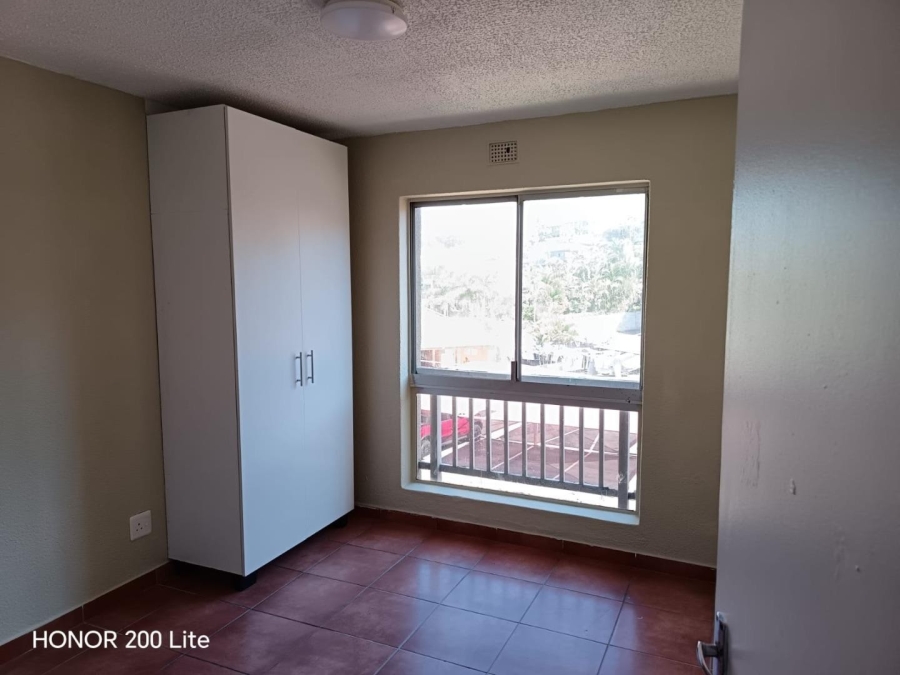To Let 3 Bedroom Property for Rent in Bluff KwaZulu-Natal