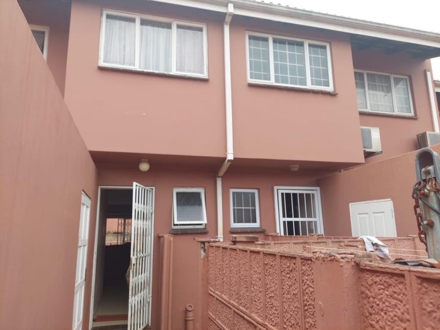 3 Bedroom Property for Sale in Montclair KwaZulu-Natal