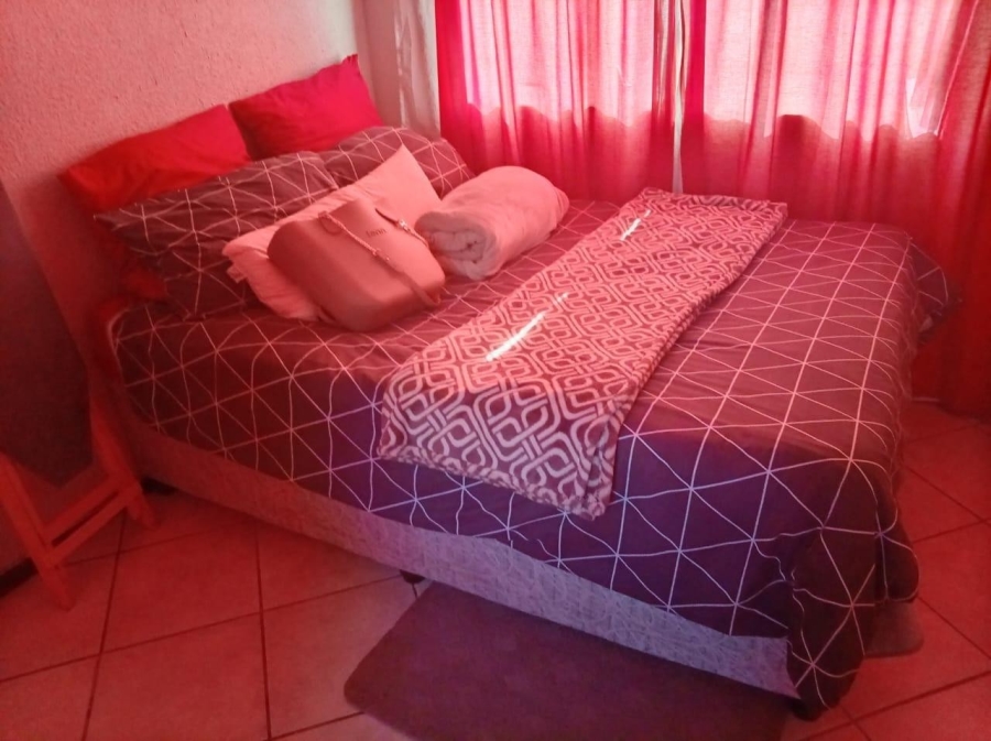 2 Bedroom Property for Sale in Montclair KwaZulu-Natal