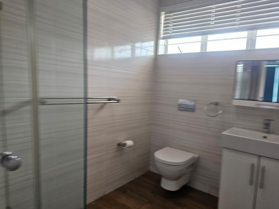 5 Bedroom Property for Sale in Bluff KwaZulu-Natal