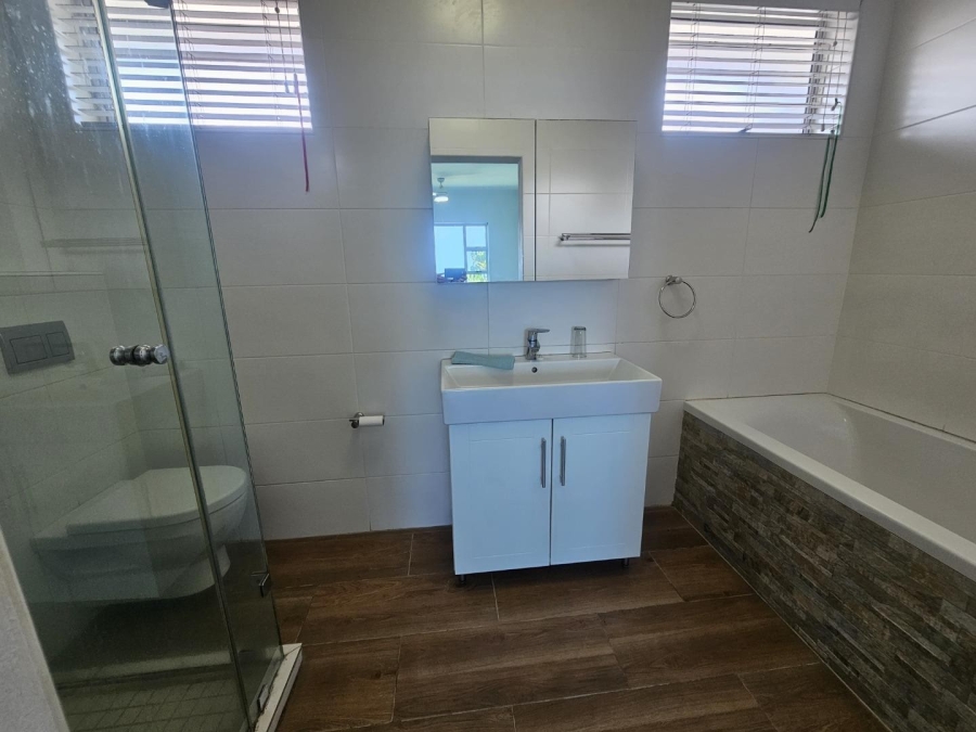 5 Bedroom Property for Sale in Bluff KwaZulu-Natal