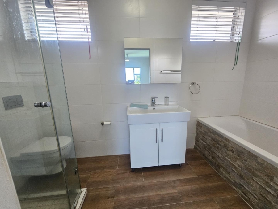 5 Bedroom Property for Sale in Bluff KwaZulu-Natal