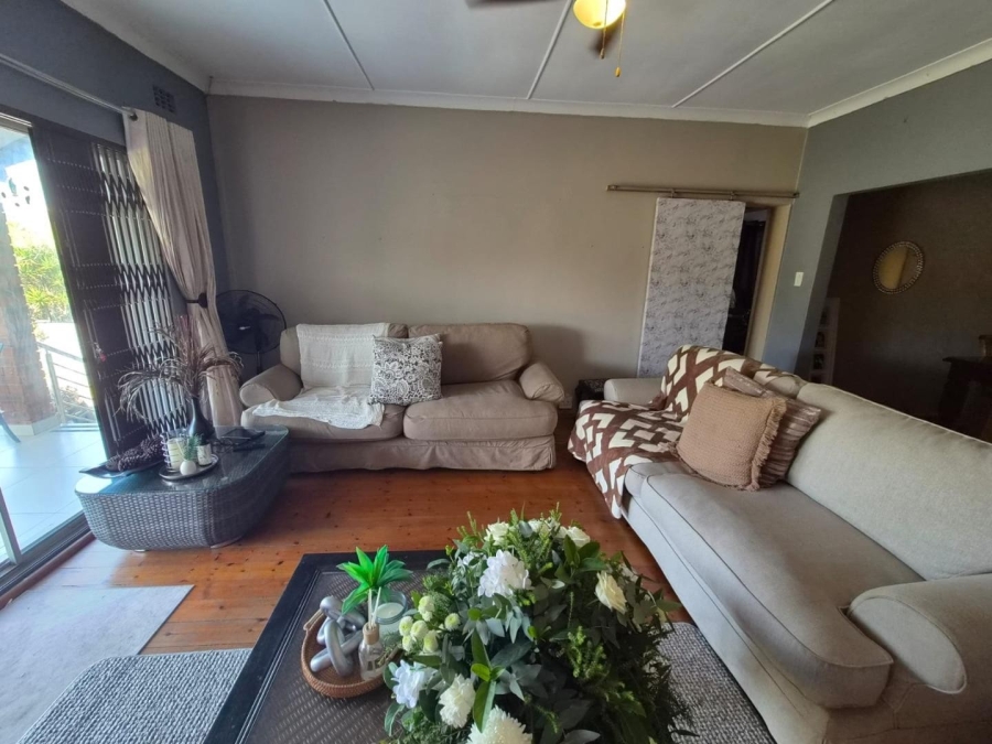 5 Bedroom Property for Sale in Bluff KwaZulu-Natal