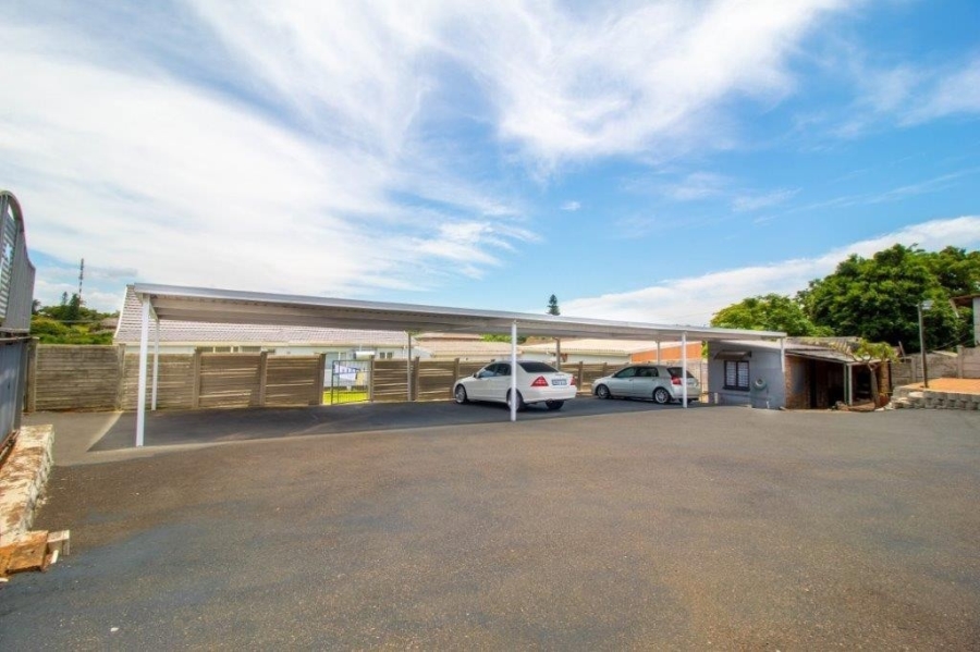5 Bedroom Property for Sale in Bluff KwaZulu-Natal