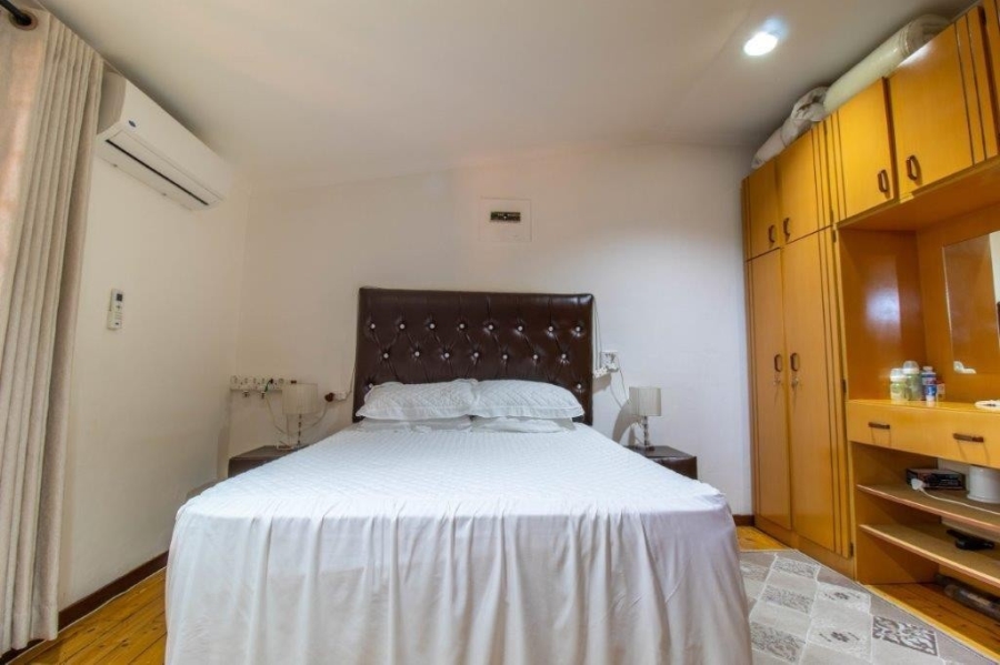 5 Bedroom Property for Sale in Bluff KwaZulu-Natal