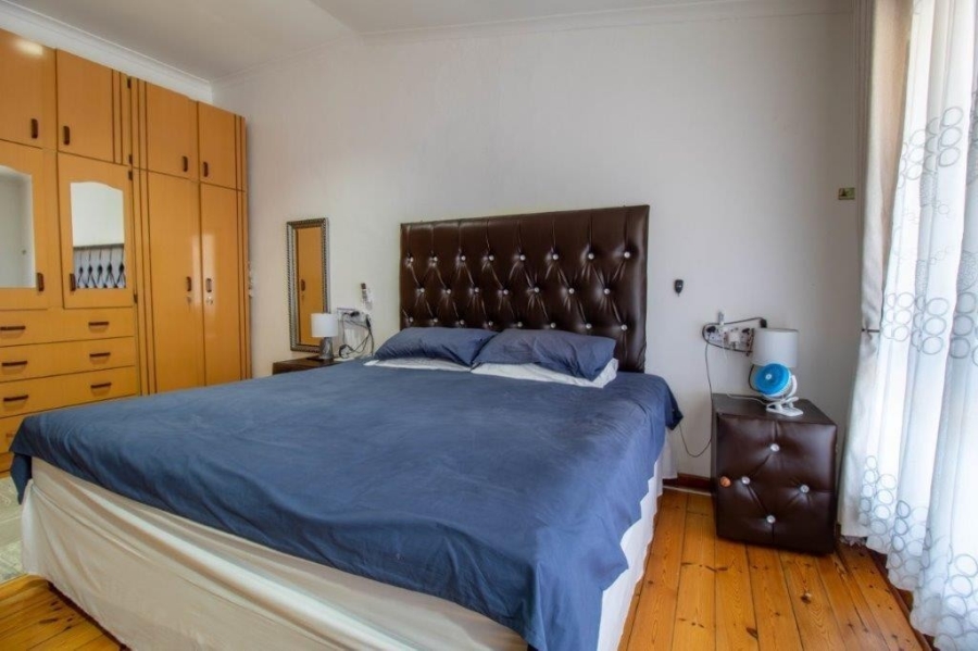 5 Bedroom Property for Sale in Bluff KwaZulu-Natal