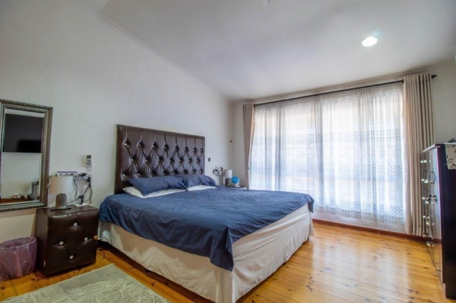 5 Bedroom Property for Sale in Bluff KwaZulu-Natal