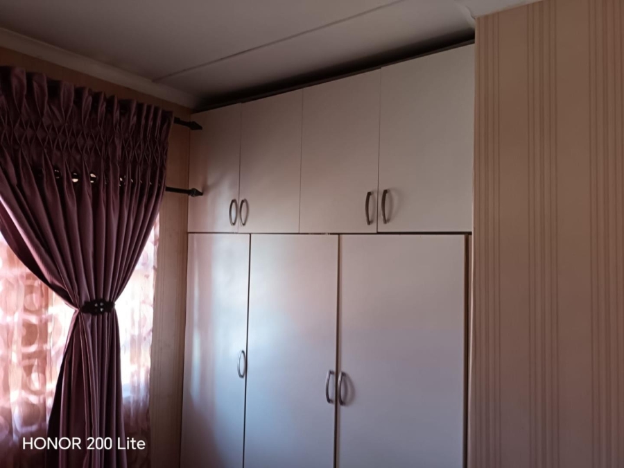 3 Bedroom Property for Sale in Montclair KwaZulu-Natal