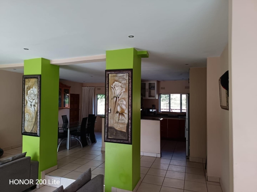 5 Bedroom Property for Sale in Bluff KwaZulu-Natal