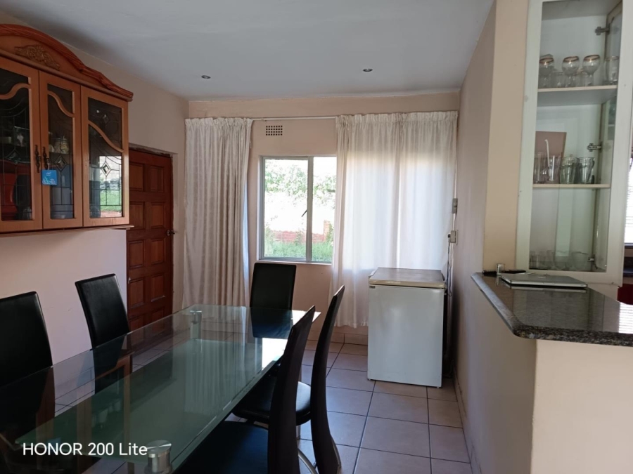 5 Bedroom Property for Sale in Bluff KwaZulu-Natal