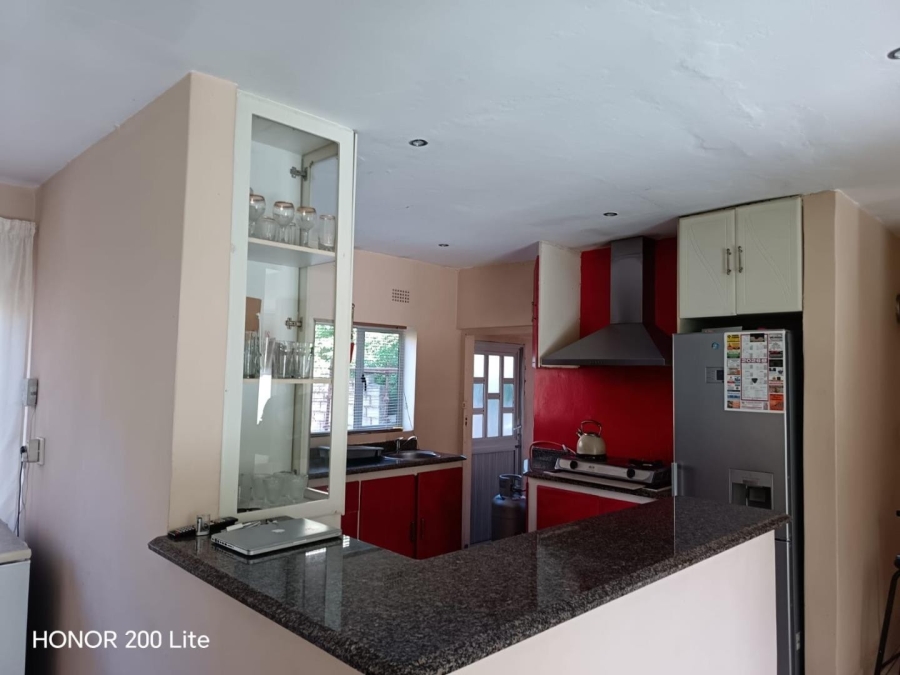 5 Bedroom Property for Sale in Bluff KwaZulu-Natal