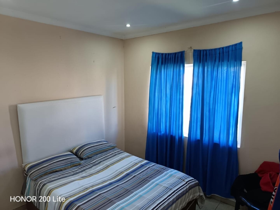 5 Bedroom Property for Sale in Bluff KwaZulu-Natal