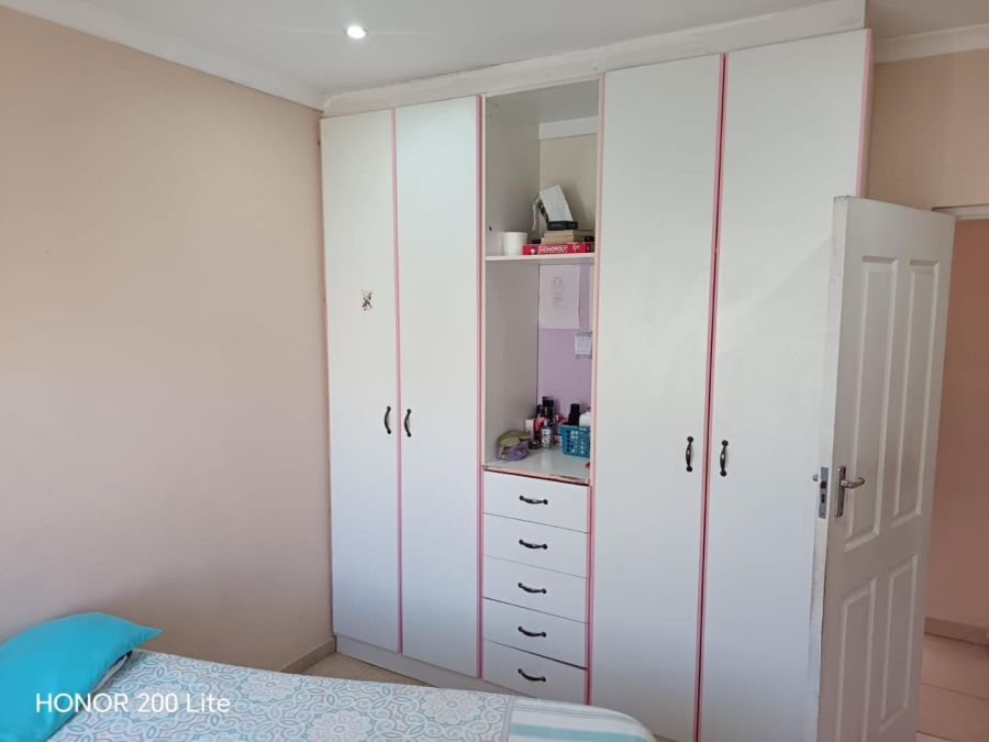 5 Bedroom Property for Sale in Bluff KwaZulu-Natal