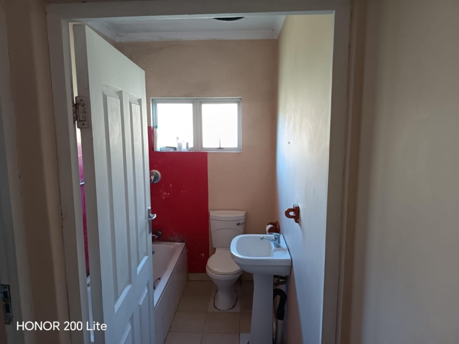 5 Bedroom Property for Sale in Bluff KwaZulu-Natal