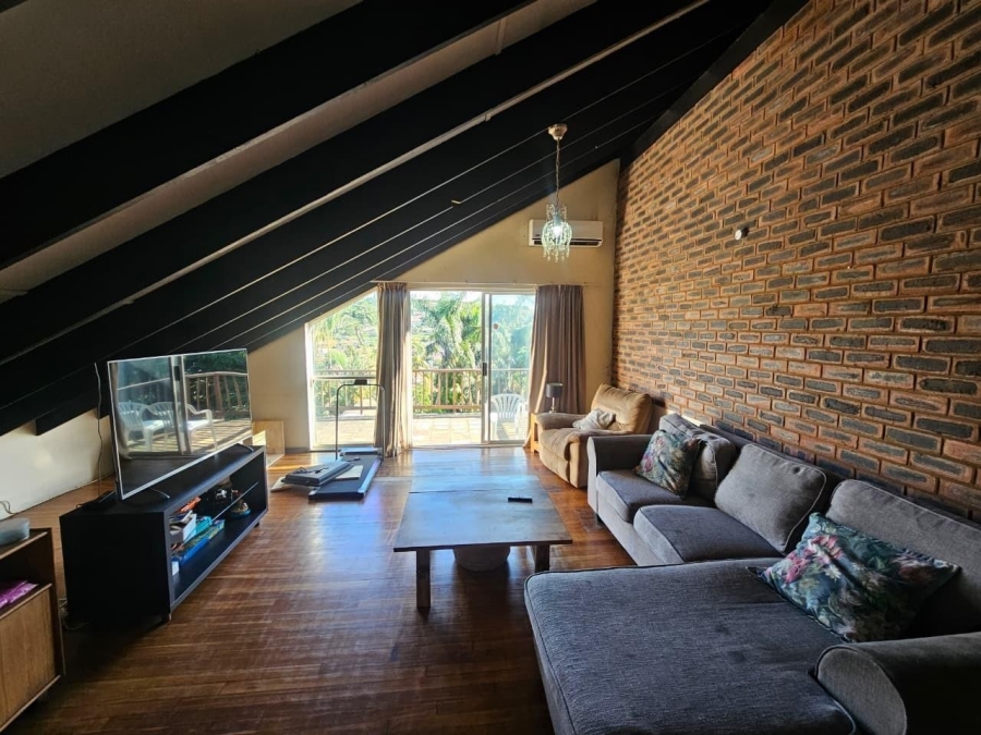 5 Bedroom Property for Sale in Bluff KwaZulu-Natal