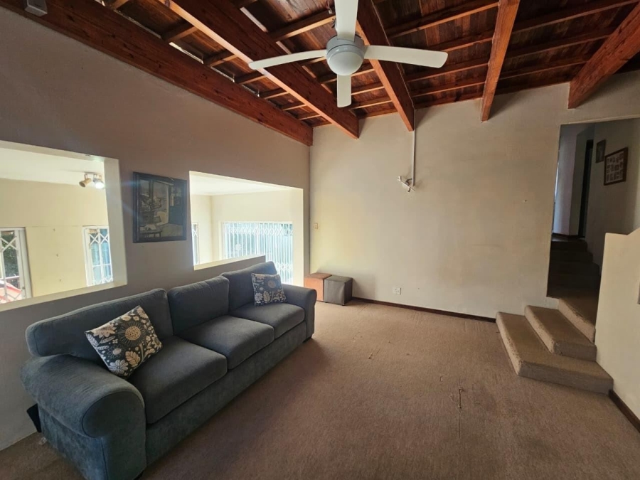 5 Bedroom Property for Sale in Bluff KwaZulu-Natal