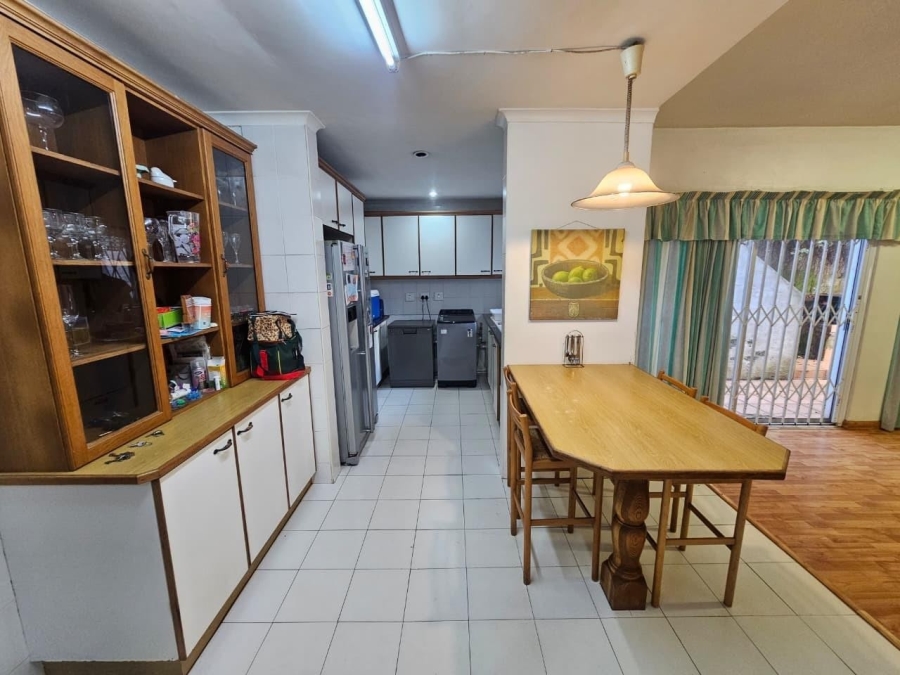5 Bedroom Property for Sale in Bluff KwaZulu-Natal