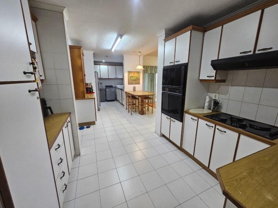 5 Bedroom Property for Sale in Bluff KwaZulu-Natal
