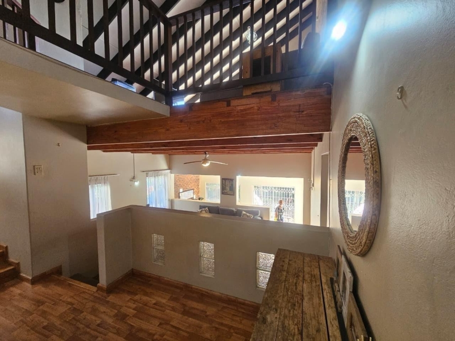 5 Bedroom Property for Sale in Bluff KwaZulu-Natal