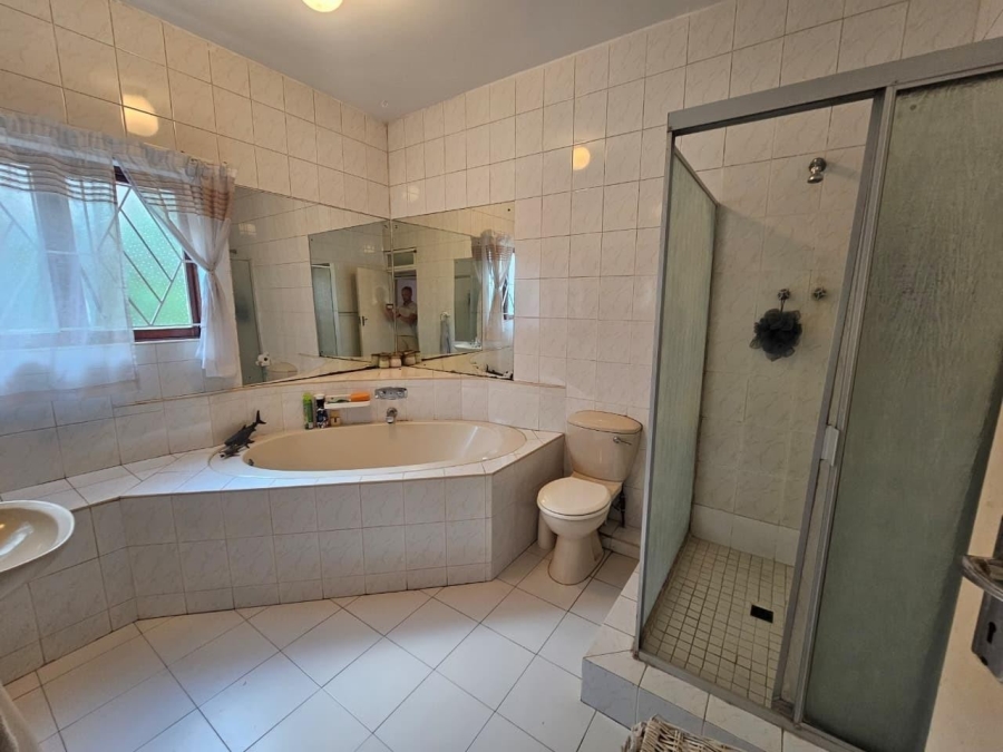 5 Bedroom Property for Sale in Bluff KwaZulu-Natal