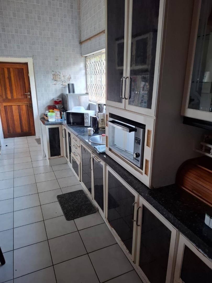 6 Bedroom Property for Sale in Bluff KwaZulu-Natal