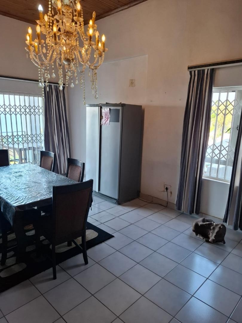 6 Bedroom Property for Sale in Bluff KwaZulu-Natal