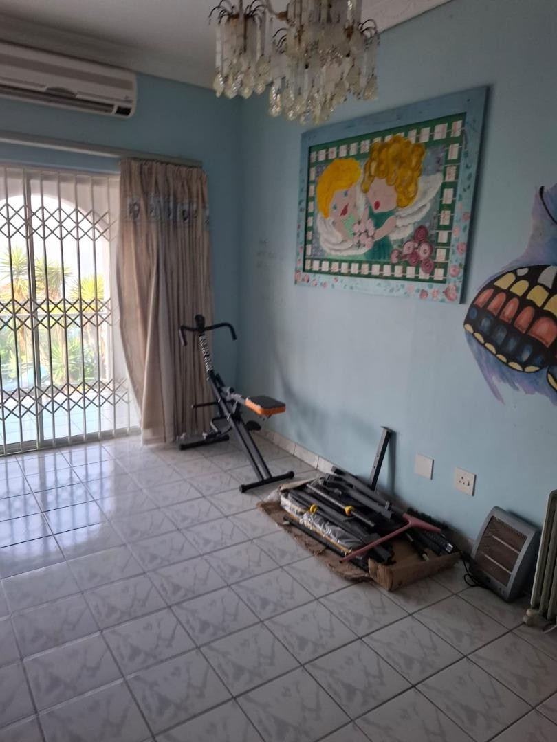 6 Bedroom Property for Sale in Bluff KwaZulu-Natal