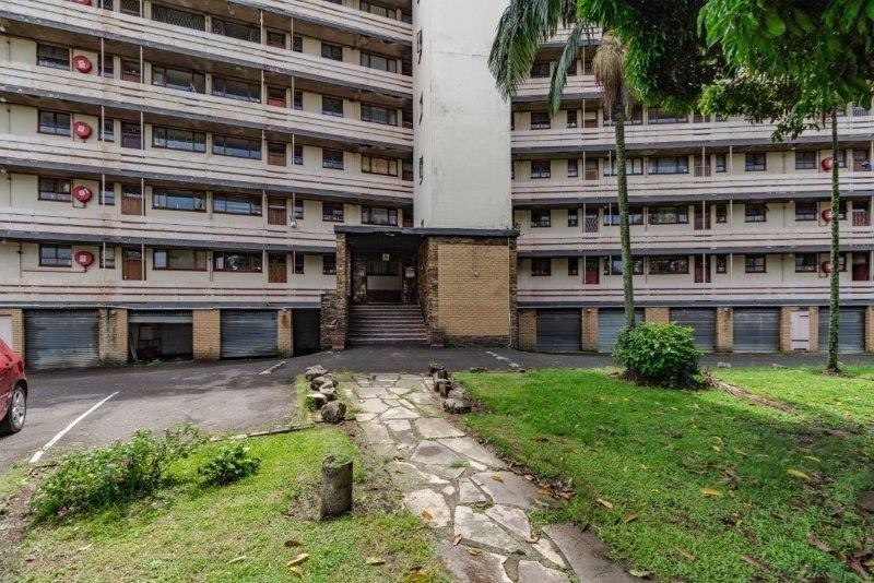 1 Bedroom Property for Sale in Pinetown KwaZulu-Natal