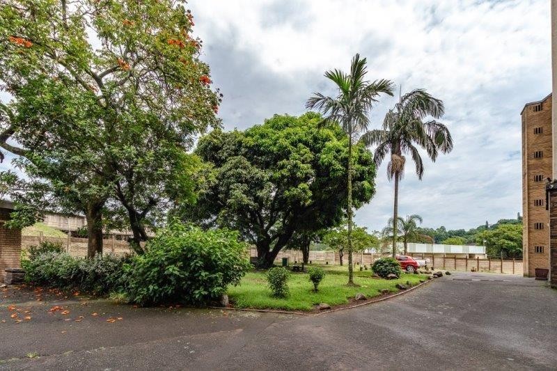1 Bedroom Property for Sale in Pinetown KwaZulu-Natal